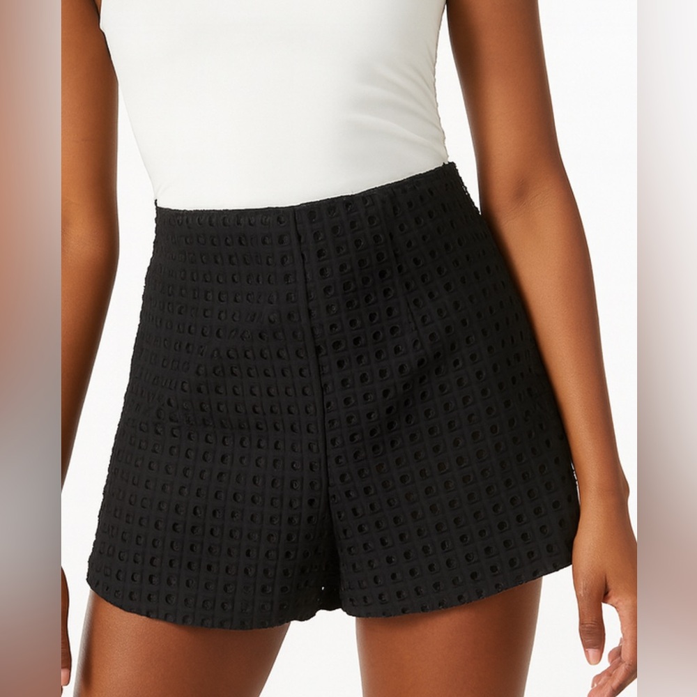 Black WeWoreWhat Textured High-Waisted Shorts